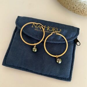 NA HOKU Tahitian Pearl Hoop Earrings